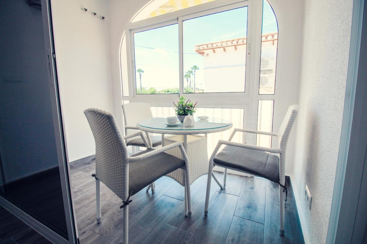 Costa Blanca Bungalow Lago Jardin Frente Piscina 4 Personas #Prp001 By Stay Orihuela Costa تورّيفيِخا المظهر الخارجي الصورة