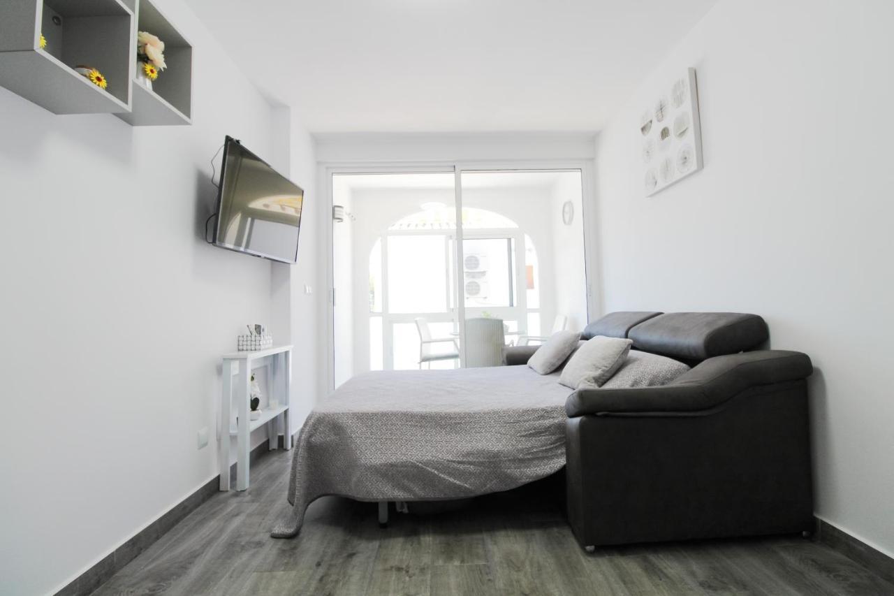 Costa Blanca Bungalow Lago Jardin Frente Piscina 4 Personas #Prp001 By Stay Orihuela Costa تورّيفيِخا المظهر الخارجي الصورة